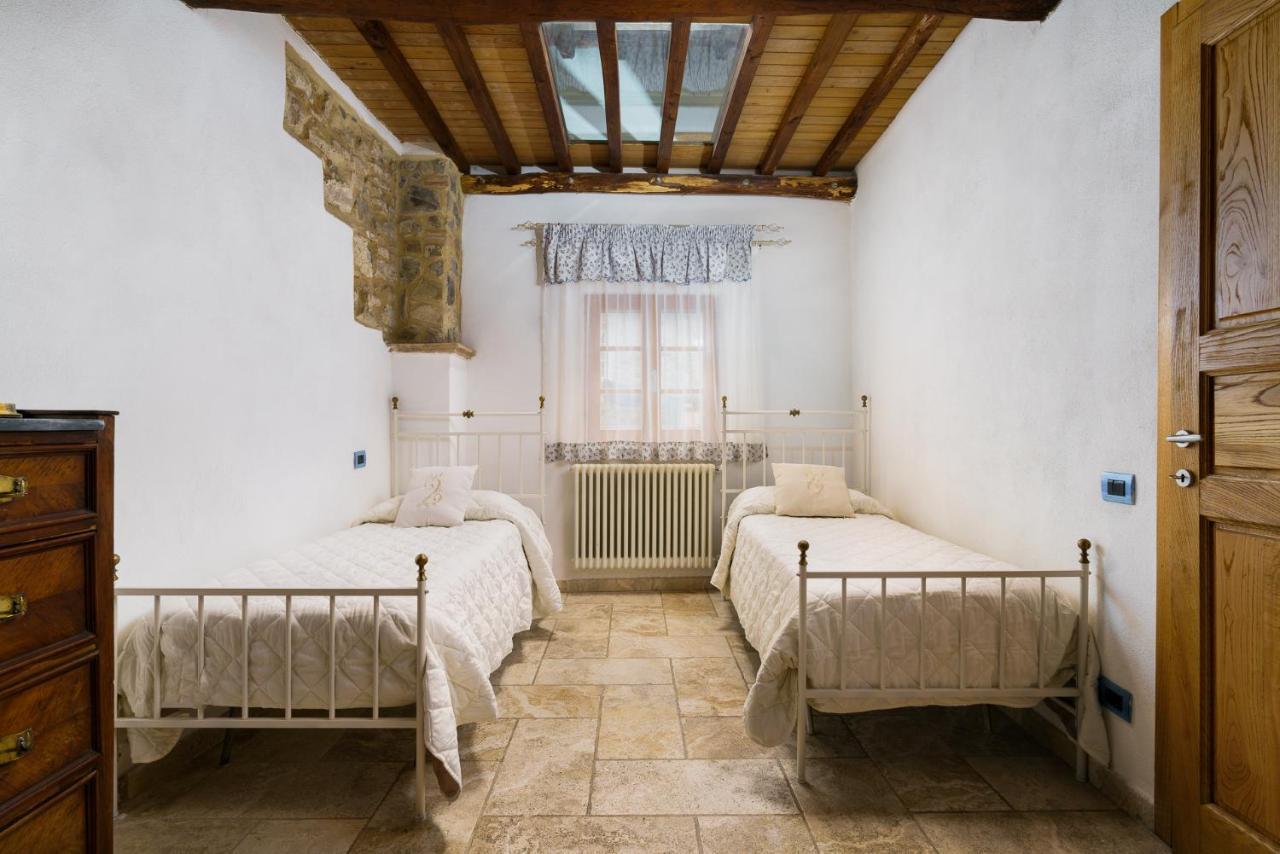 La Casetta Nel Borgo Castelnuovo di Val di Cecina Exterior photo