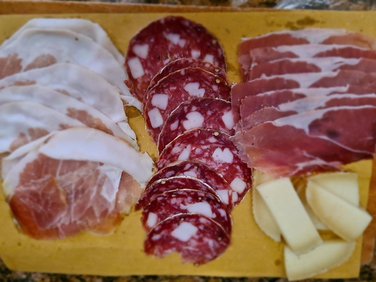 La Casetta Nel Borgo Castelnuovo di Val di Cecina Exterior photo
